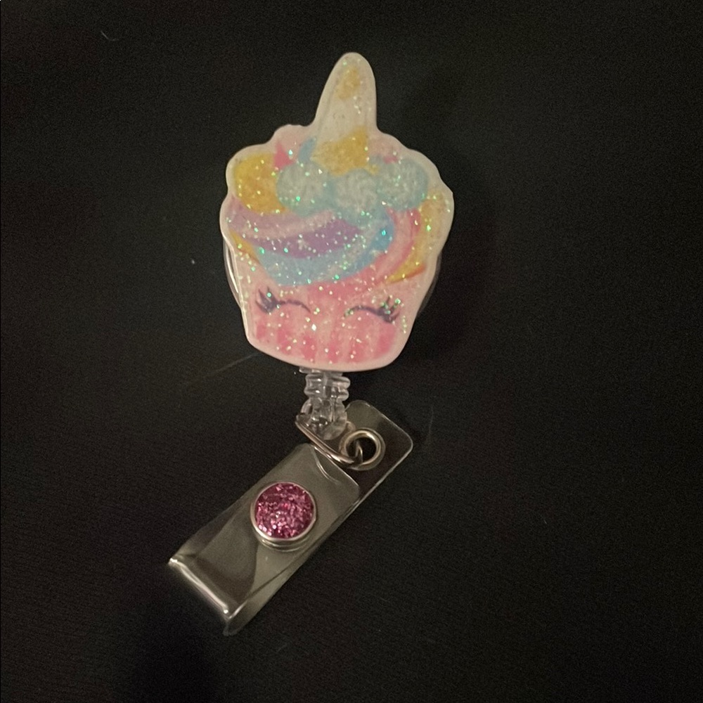Colorful Claw Clip Cupcake Badge Reel